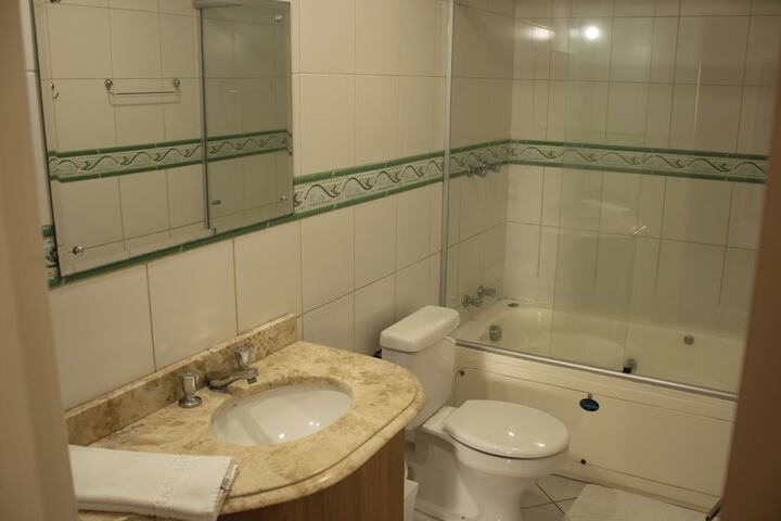 Room 161 of 206