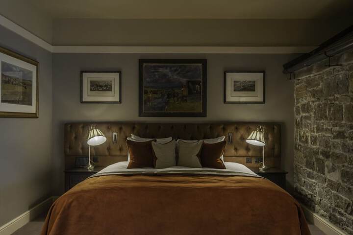 Room 10 of 70