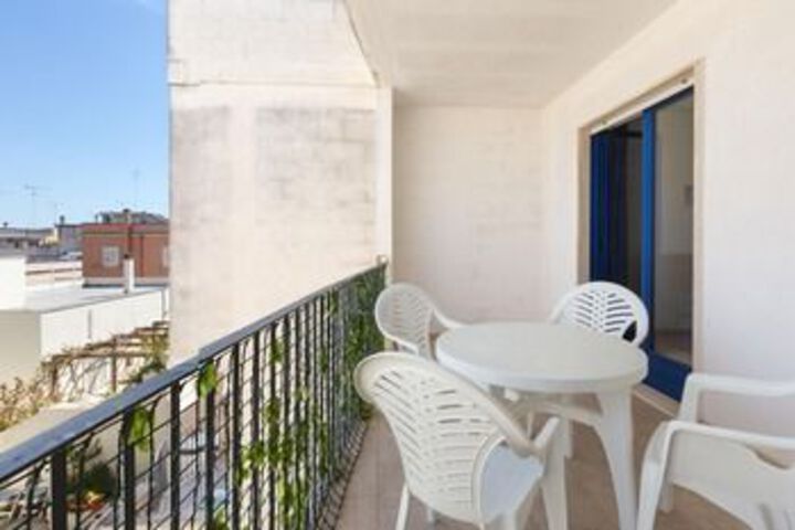 Terrace/Patio 4 of 12