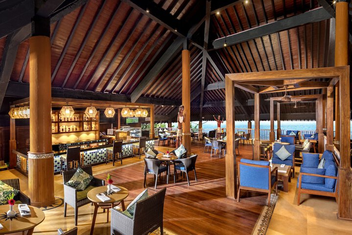 Dining Photos