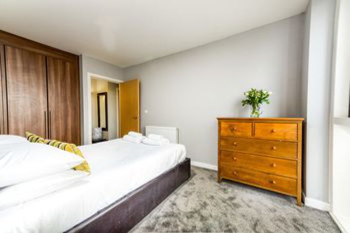 Room 14 of 21