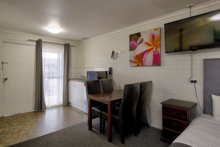 Room 70 of 134