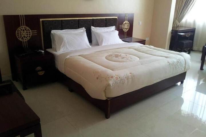 Room 10 of 53