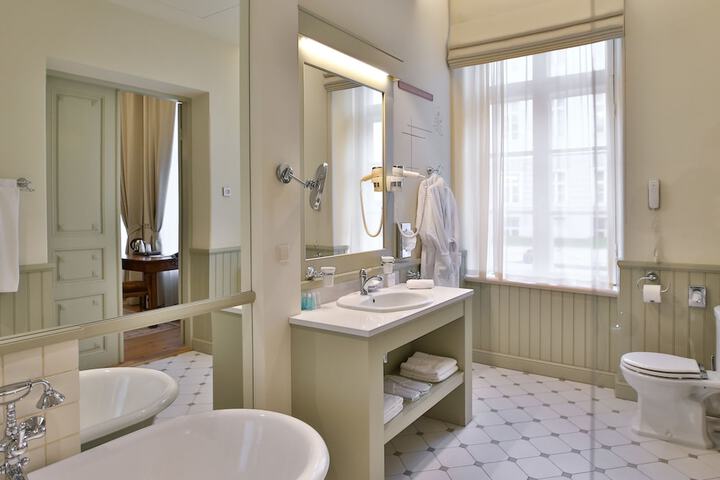 Bath Amenities