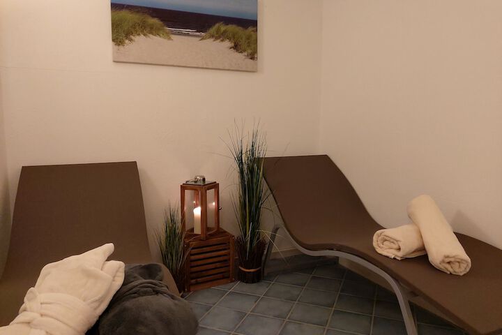 Spa 23 of 36