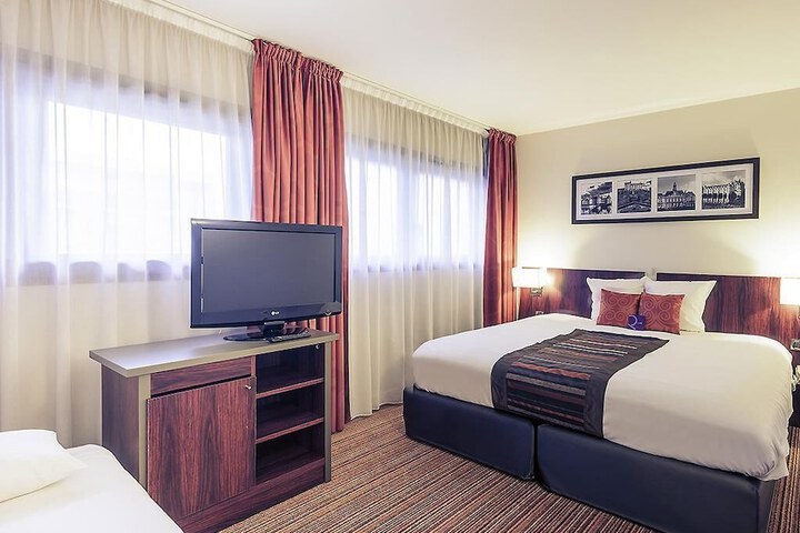 Room 17 of 41