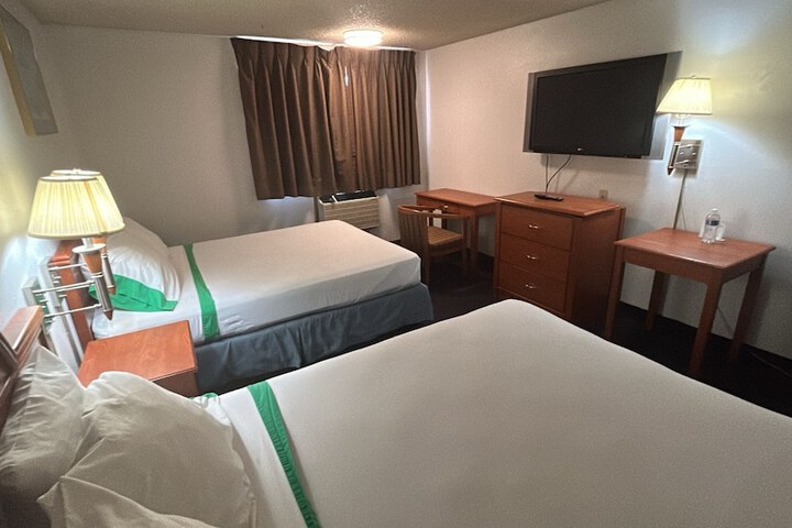 Room 19 of 49
