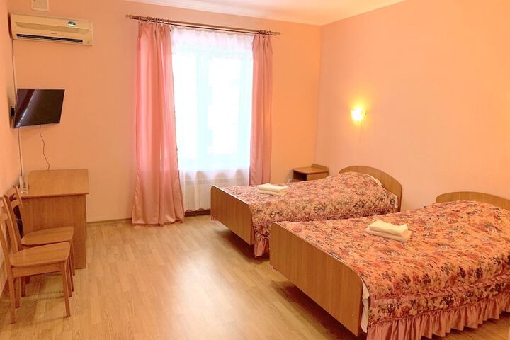 Room 16 of 36