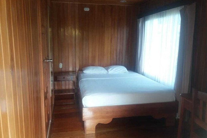 Room 7 of 24