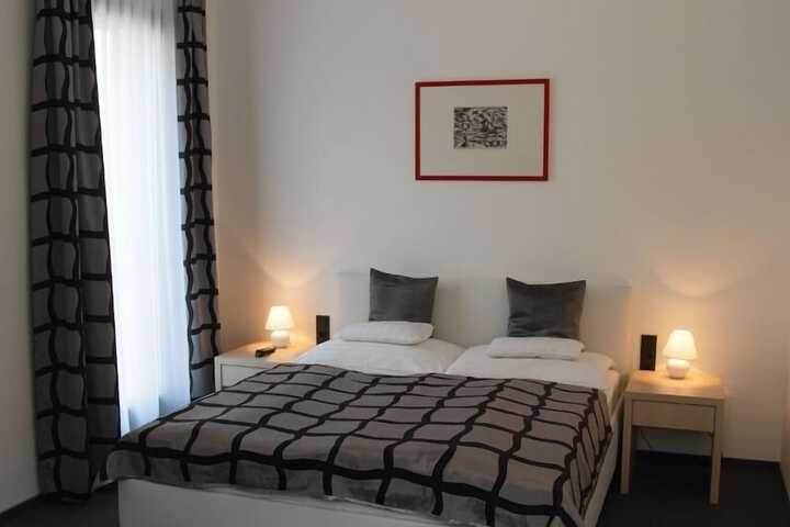Room 16 of 54