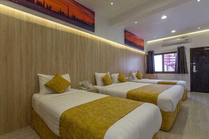 Room 6 of 43