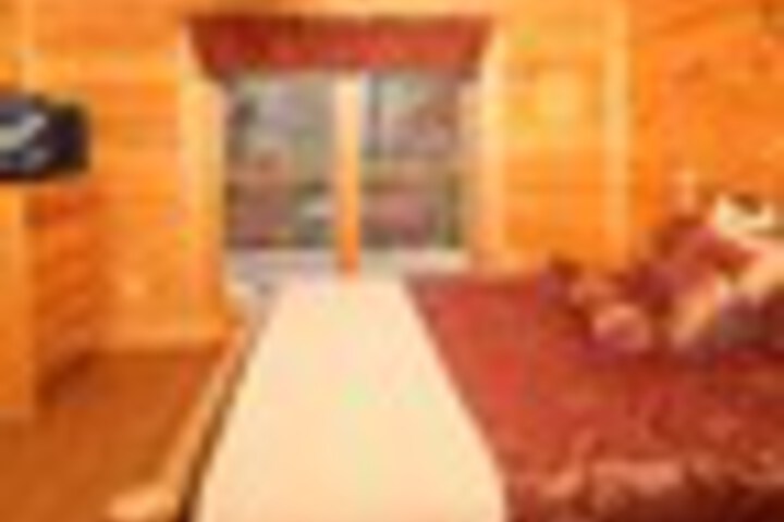 Room 11 of 129