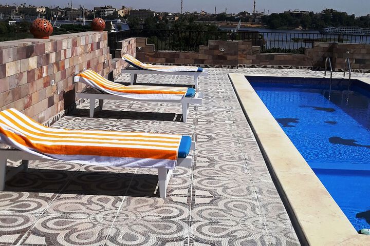 Pool 69 of 83