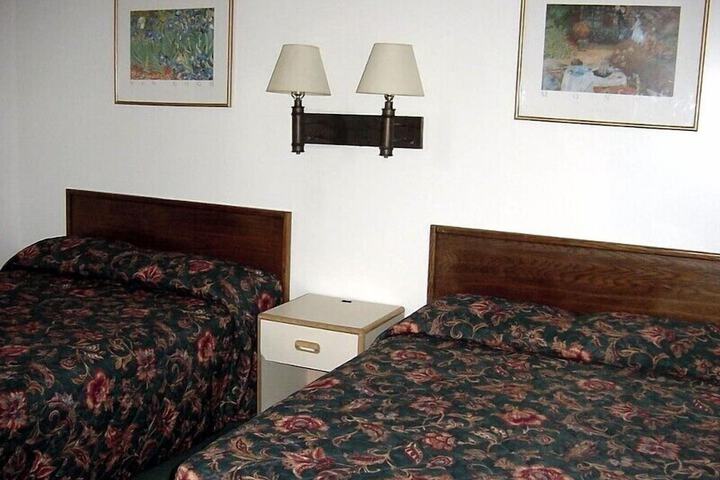 Room 24 of 67