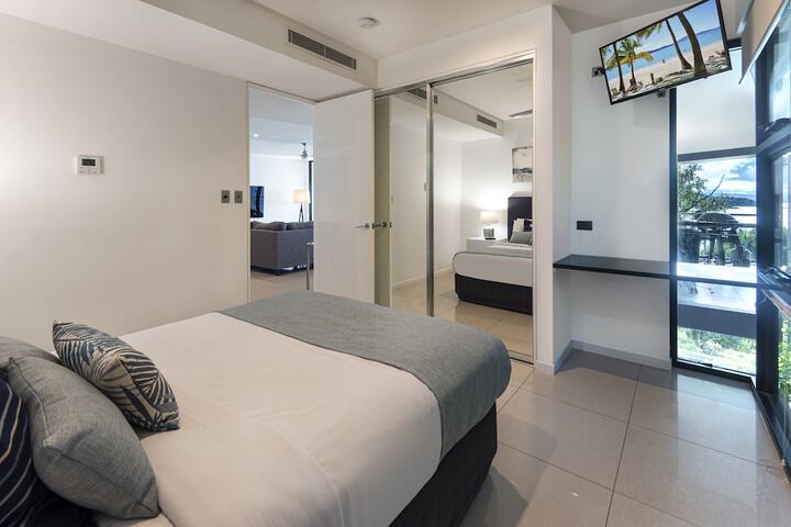 Room 5 of 43
