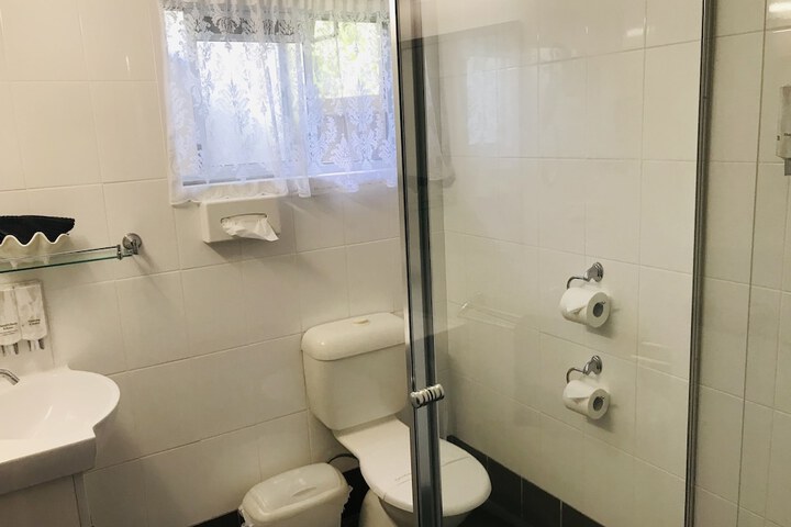 Room 132 of 152
