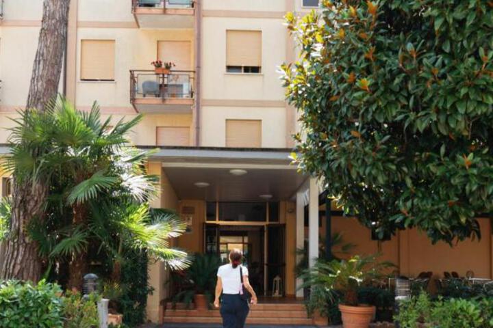 Hotel Aurora