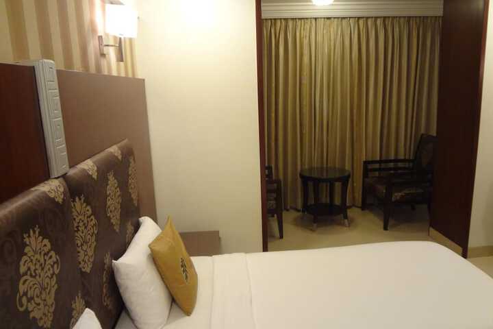 Room 22 of 60