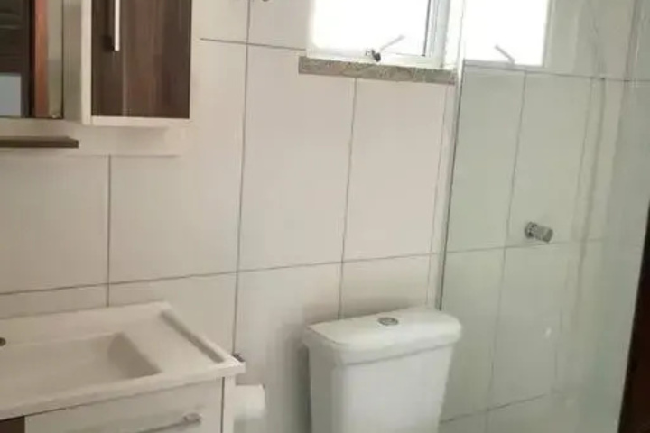 Room 8 of 14