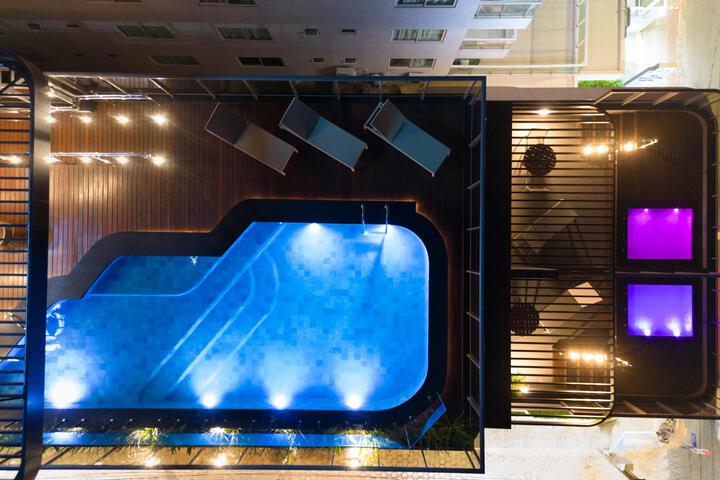 Pool 9 of 30