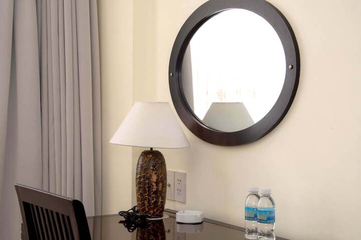 Room 27 of 51