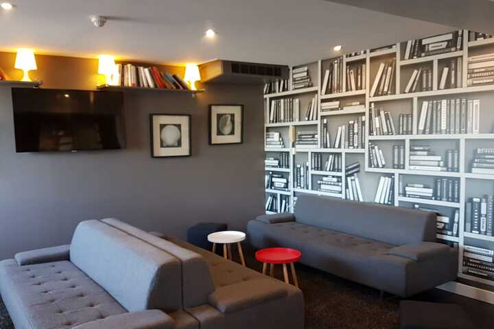 Hotel Interior 8 of 31