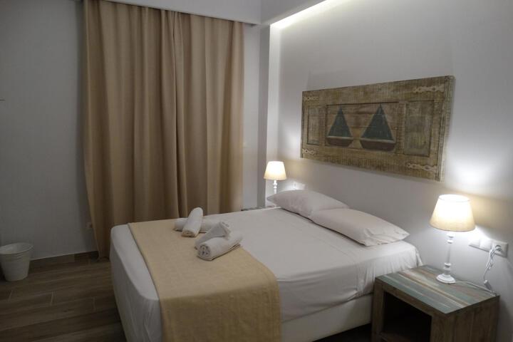 Room 26 of 43