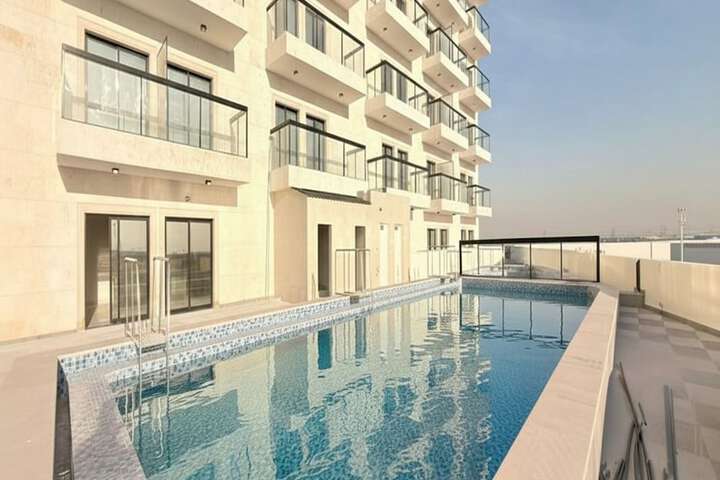 Luxury Apartment with Pool Gym