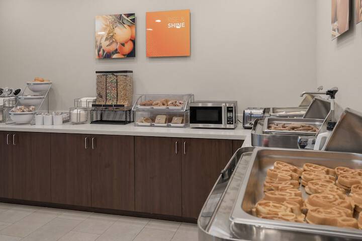 Breakfast buffet