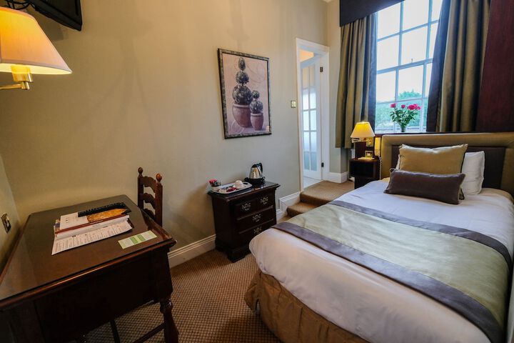 Room 14 of 57
