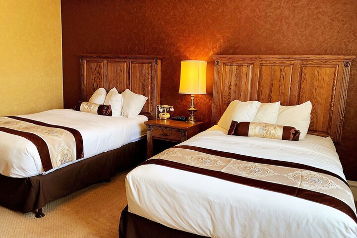 Room 10 of 76
