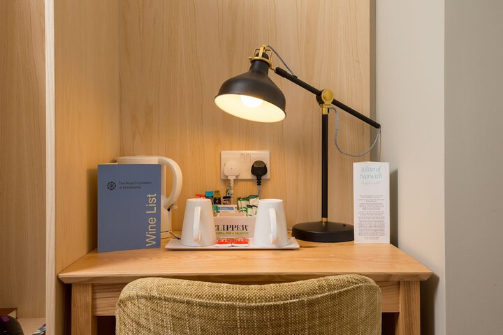 Room 15 of 76