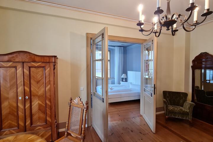 Room 54 of 174