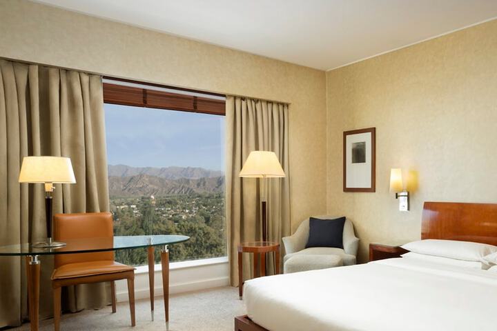 Room 21 of 63