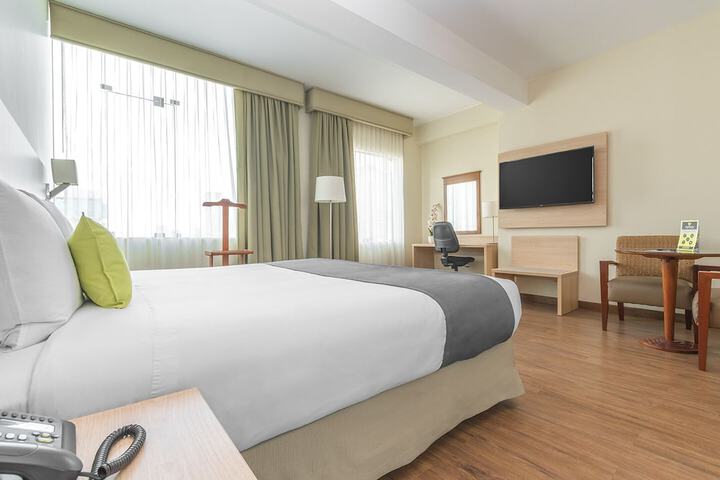 Room 3 of 24