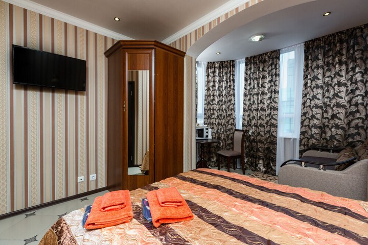 Room 13 of 15