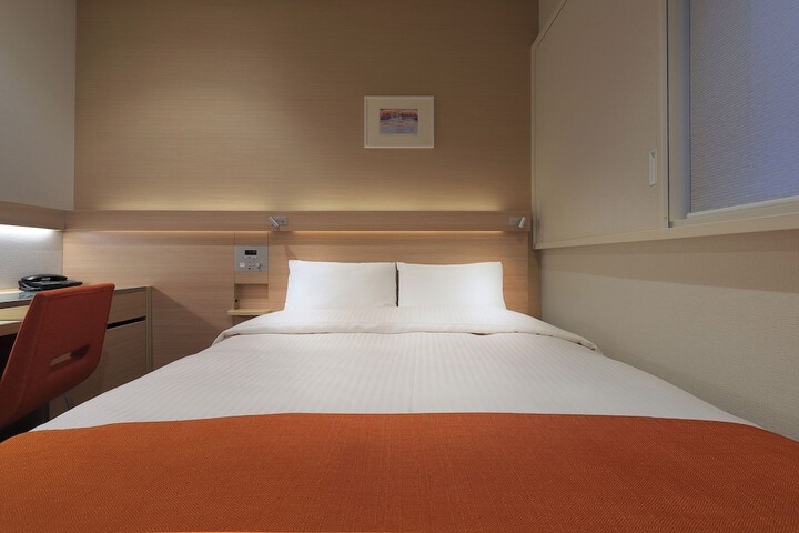 Room 11 of 53