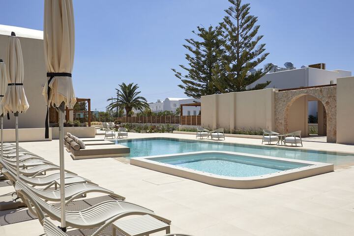 Apricus Suites