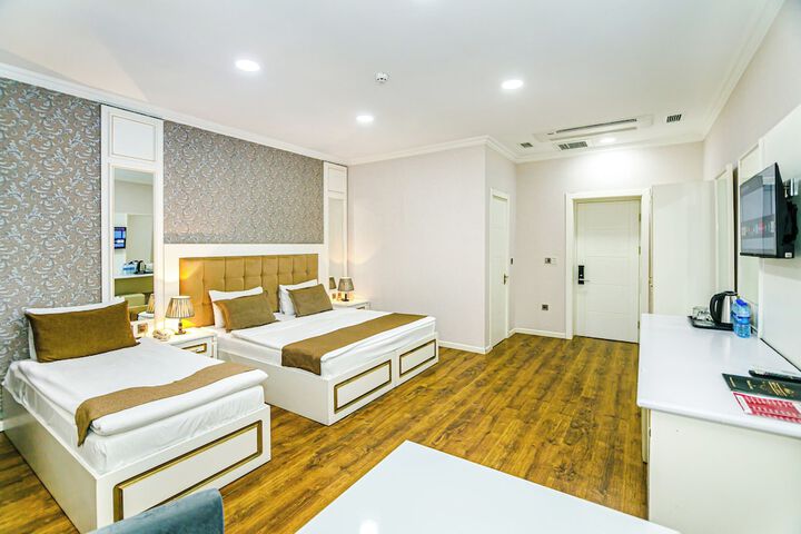 Room 16 of 53