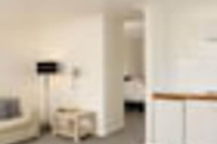 Room 53 of 132