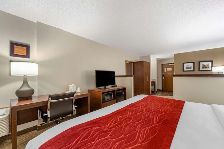 Room 16 of 36