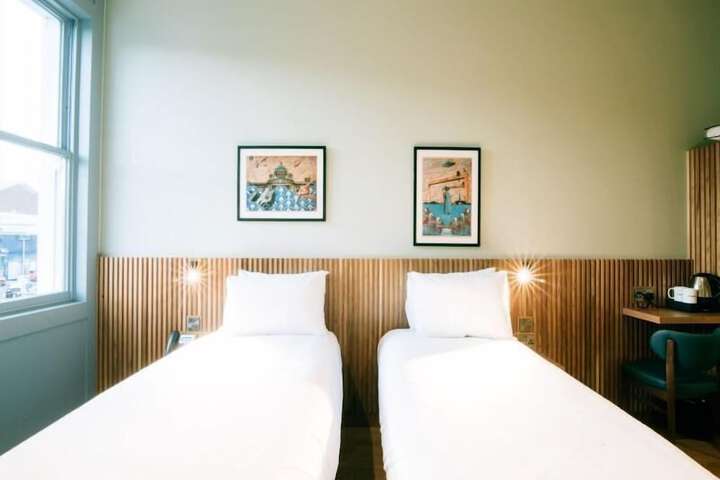 Room 13 of 54
