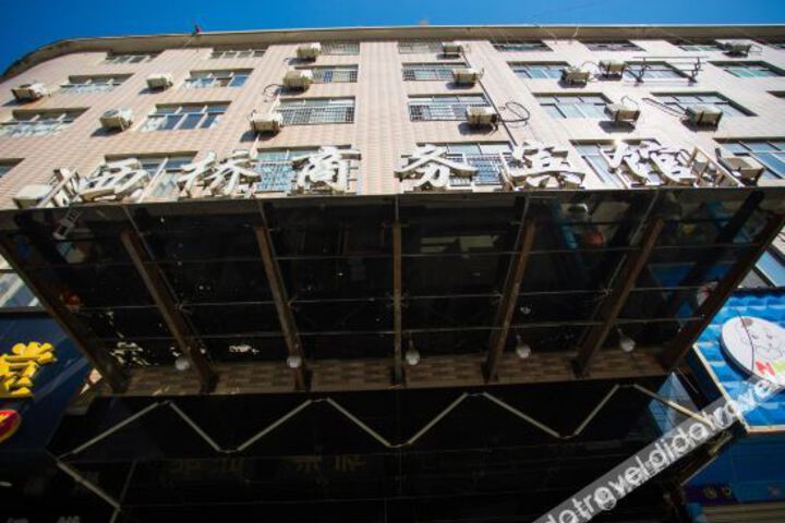Hotel 3 of 33