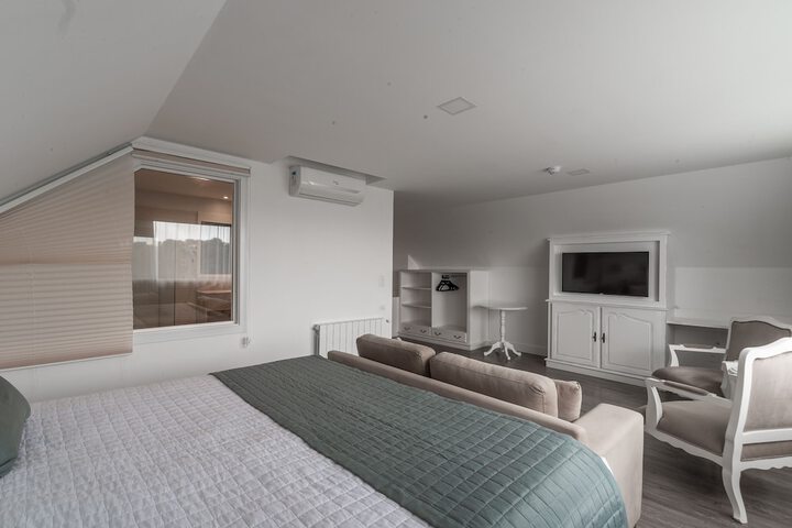 Room 55 of 123