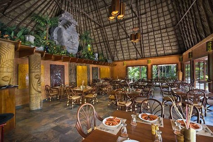 Dining 108 of 131