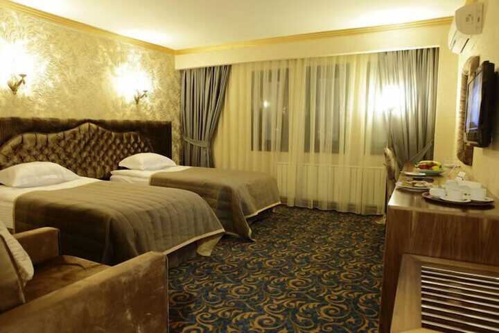 Room 5 of 22