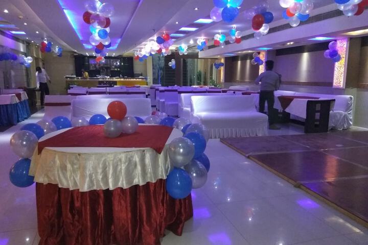 Ballroom/Hall 63 of 75