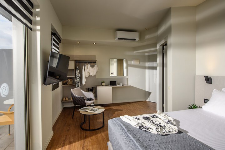 Room 18 of 40