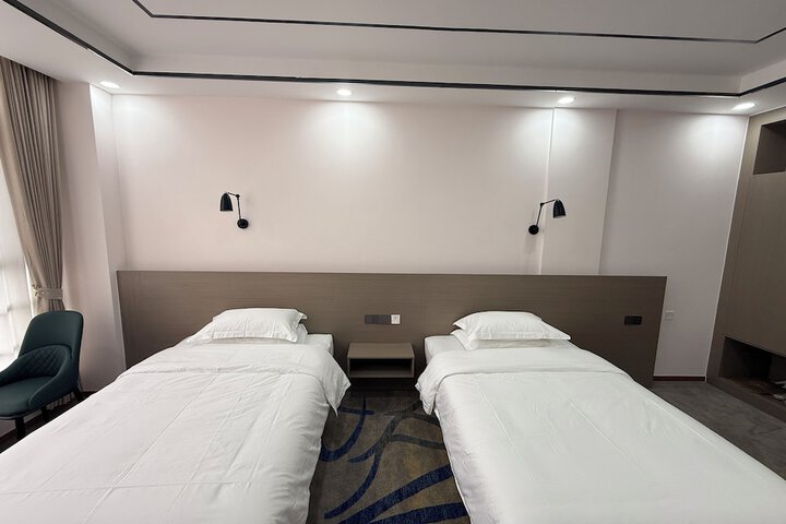 Room 3 of 30