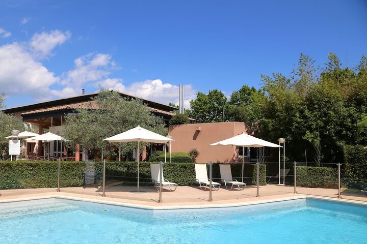 Hotel with Pool